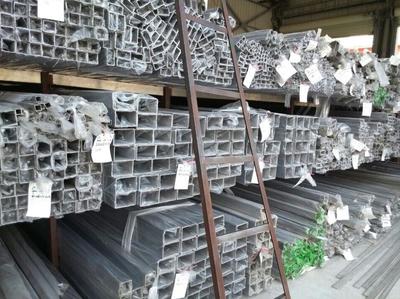 肇慶鼎湖不銹鋼方管廠家直銷(xiāo) 品質(zhì)與服務(wù)的雙重保障